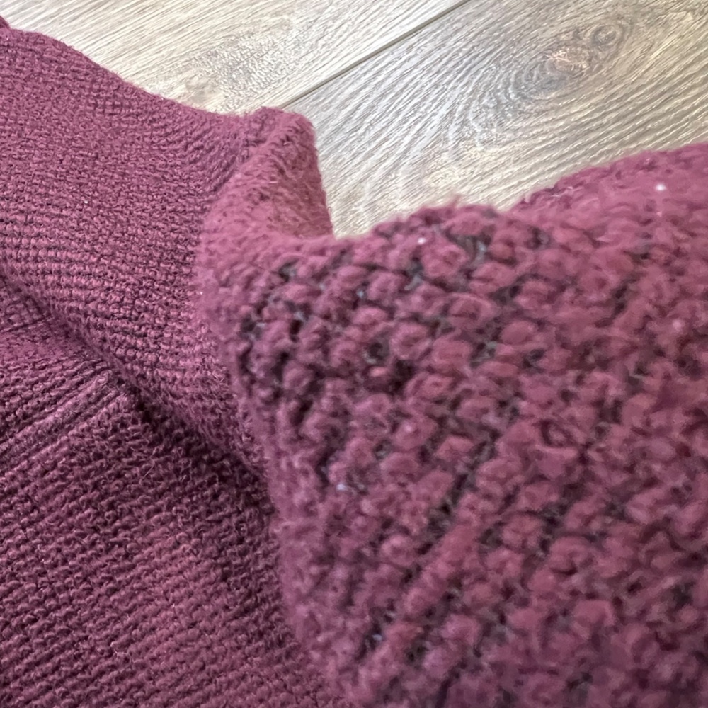 Sweaty Betty Boucle Funnel Neck Cropped Sweatshirt Size Small Maroon, Cozy - Picture 10 of 10